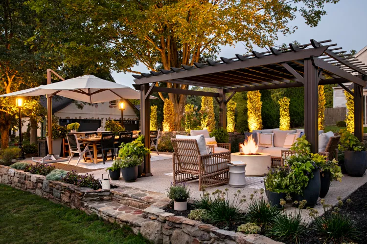8-JJD-OutdoorLiving-FullAtDusk_preview-a7299fa02dc849e7bd836dcc57d0e3ba